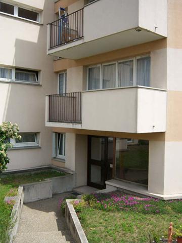 APPARTEMENT POISSY - 1 pièce(s) - 31 m2