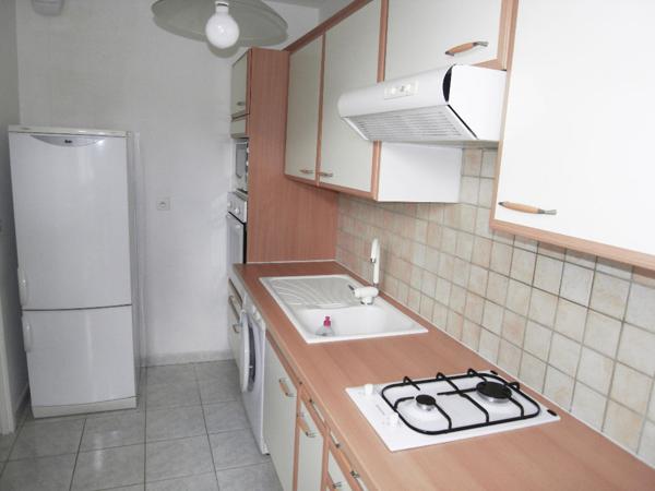 APPARTEMENT POISSY - 1 pièce(s) - 31 m2