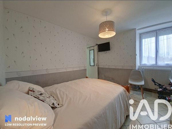 Maison à vendre 9 pièces 163 m² Saint-Martial-de-Gimel