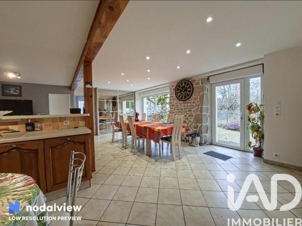 Maison à vendre 9 pièces 163 m² Saint-Martial-de-Gimel