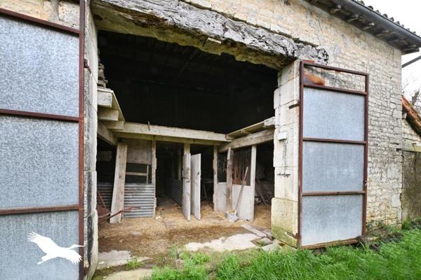 Maison à vendre |  Anais |  9 pièces | 233 m²