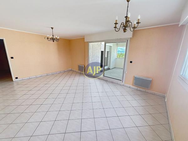 Appartement à vendre Merignac - 4 pièces, 75m² avec 2 chambre(s) à 234 500€ - AJP Immobilier Mérignac