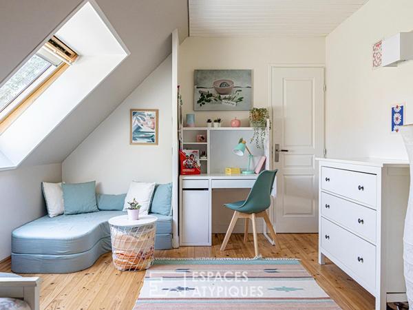 Maison contemporaine en bois avec piscine