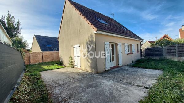 Maison T4 de 89 m² sur 400 m² de terrain