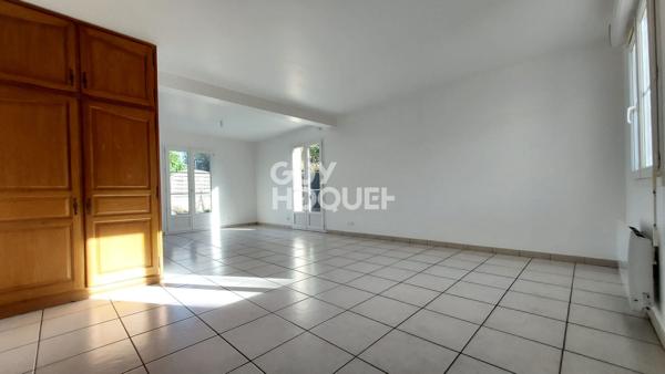 Maison T4 de 89 m² sur 400 m² de terrain