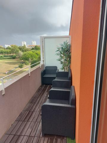 T2 quartier Port Neuf en bail meublé à l’année