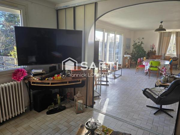 Maison 4 chambres à quelques minutes à pied du centre-ville