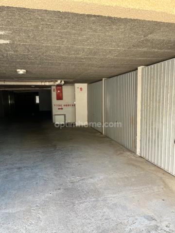 Cabourg - garage Box de 12 m², dans une résidence -