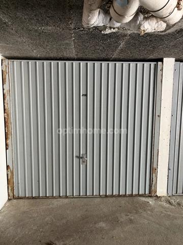 Cabourg - garage Box de 12 m², dans une résidence -