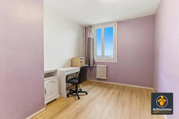 Vente                                                      Appartement
                        
                     3 pièces                      56 m2                     à La Mulatière