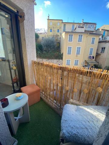 Appartement à CAGNES SUR MER (06800)