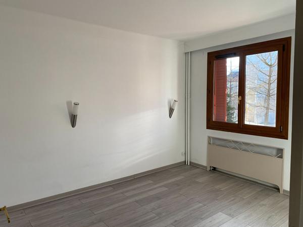 Appartement 4 pièces de 94 m² avec terrasse de 20m²