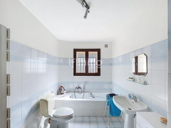 Le Rouret. Maison à vendre au calme absolu.