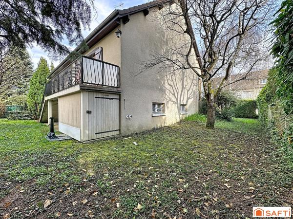 Au calme, quartier recherché, proche centre