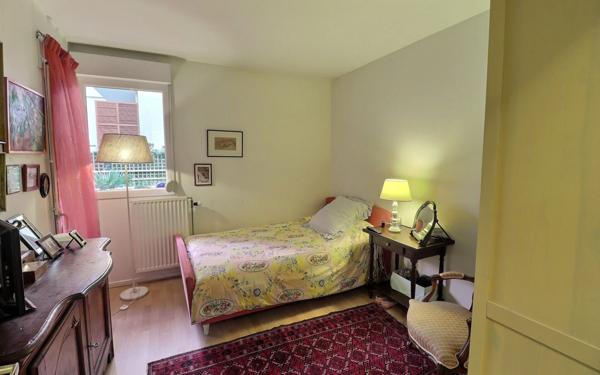 Appartement à vendre    2 pièces • 46 m2 Chaville