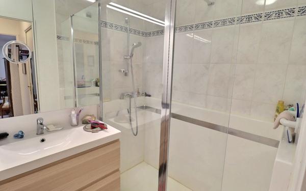 Appartement à vendre    2 pièces • 46 m2 Chaville