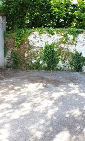 T2 de charme avec jardin et parking