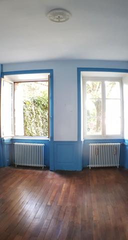 T2 de charme avec jardin et parking