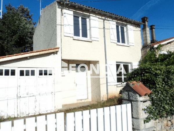 Location Maison 4 pièces 85 m² - 28 RUE DE L'HERSE Niort 79000