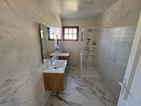 Maison 185 m² Abrest avec vie de plain pied Rive Gauche 5 mn de Vichy