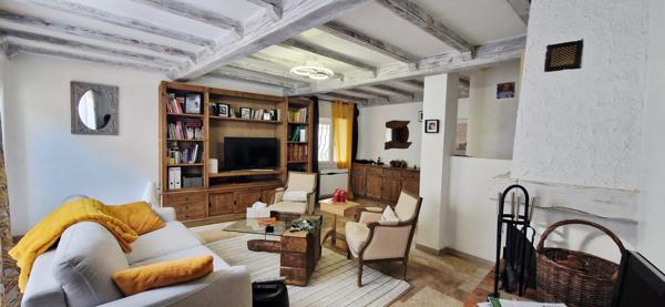 maison quartier le puy 84500 bollene cour terrasse et patio Bollène (84500)