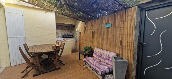 maison quartier le puy 84500 bollene cour terrasse et patio Bollène (84500)