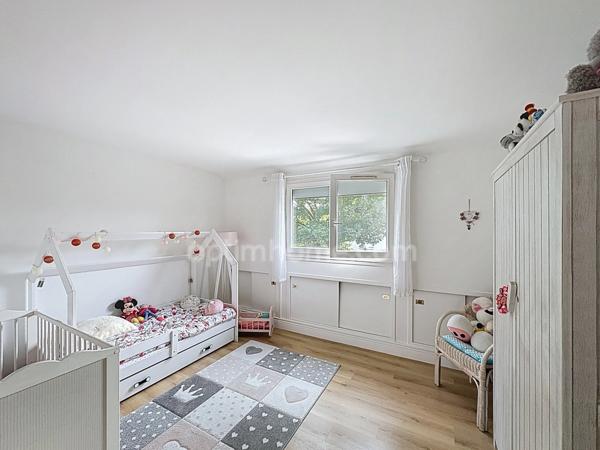 L'ISLE ADAM (95) - Maison 6 pièces 3 chambres