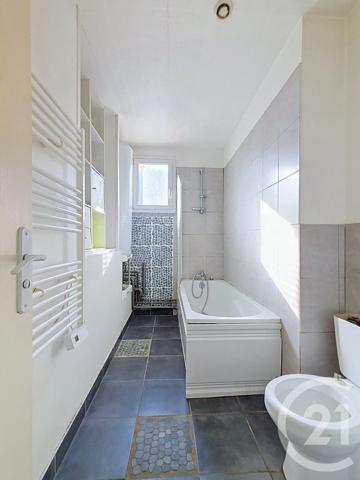 Maison à vendre  8 pièces - 140 m 2   CHATEAUBRIANT  - 44