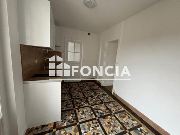 Location Studio 27.46 m² - 2 A ALLEE PIERRE TUMOINE Rennes 35000