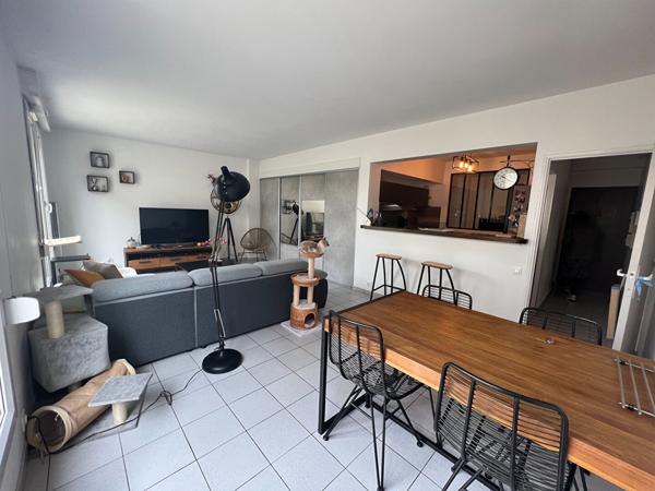 Appartement Chevry Cossigny 3 pièce(s) 70 m2