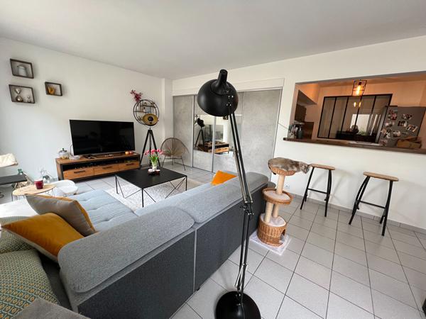 Appartement Chevry Cossigny 3 pièce(s) 70 m2