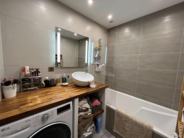 Appartement Chevry Cossigny 3 pièce(s) 70 m2