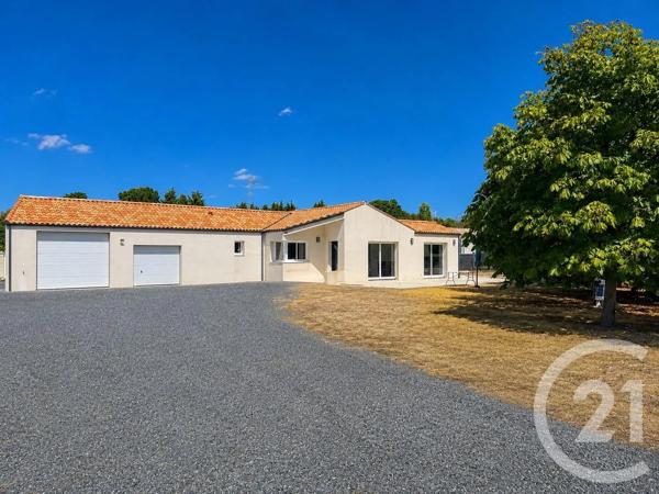 Maison à vendre  8 pièces - 143 m 2   SOULLANS  - 85