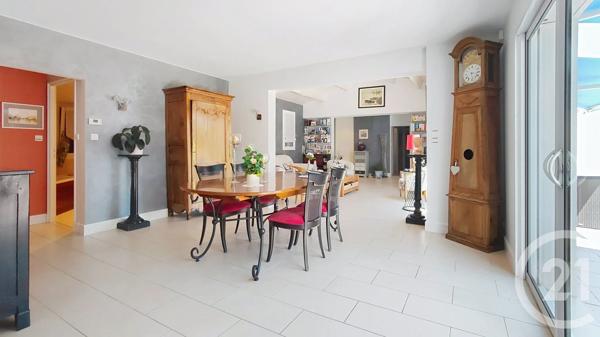 Maison à vendre  8 pièces - 143 m 2   SOULLANS  - 85