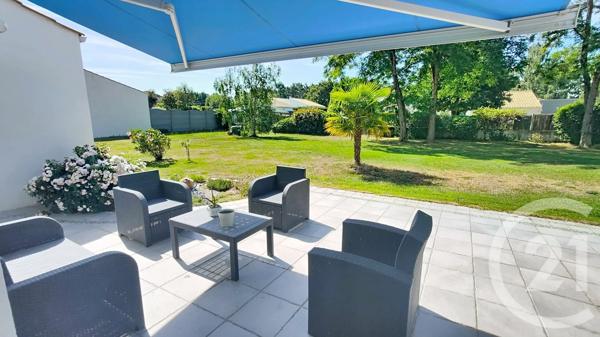 Maison à vendre  8 pièces - 143 m 2   SOULLANS  - 85