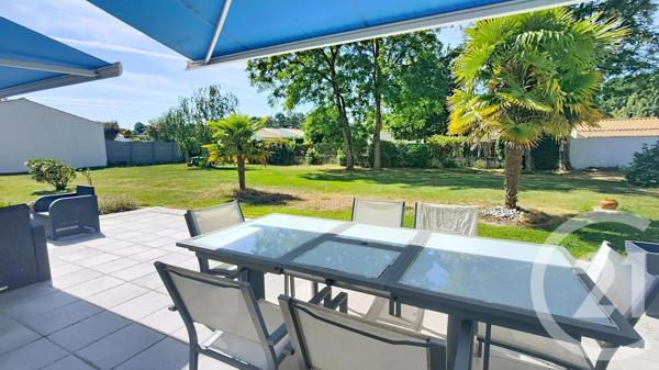 Maison à vendre  8 pièces - 143 m 2   SOULLANS  - 85