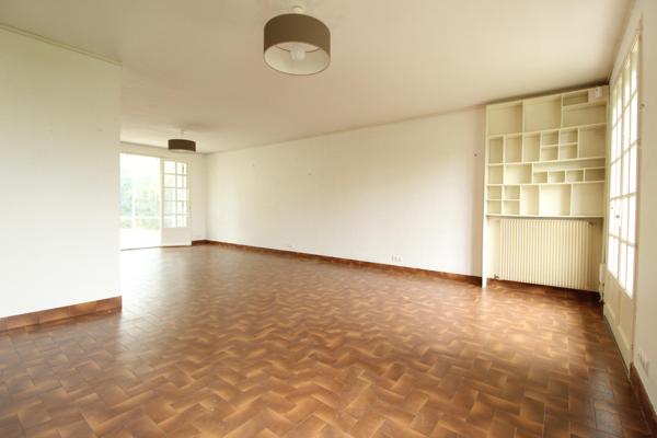 JOLI PAVILLON 5 CHAMBRES 155M2 SUR SOUS SOL TOTAL