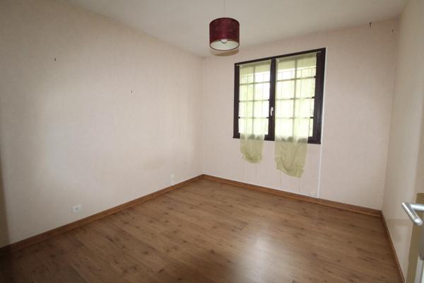 JOLI PAVILLON 5 CHAMBRES 155M2 SUR SOUS SOL TOTAL