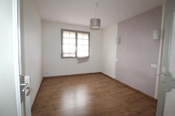 JOLI PAVILLON 5 CHAMBRES 155M2 SUR SOUS SOL TOTAL