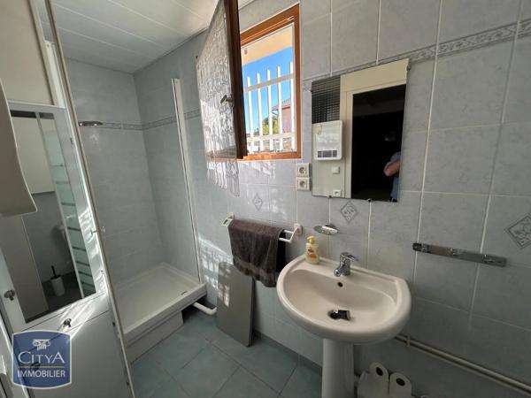 Maison à louer 5 pièces 143.97m² Châtenoy-le-Royal (71880)