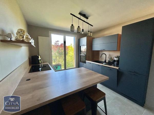 Maison à louer 5 pièces 143.97m² Châtenoy-le-Royal (71880)