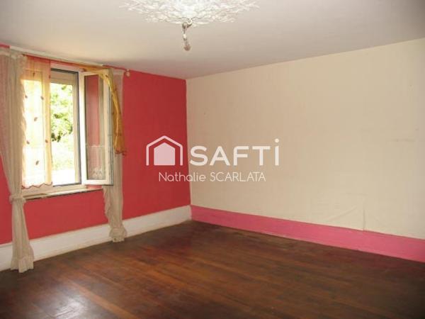 Corps de ferme à rénover avec dépendances