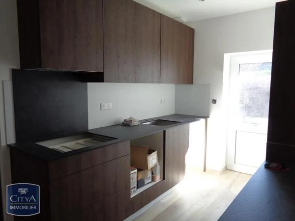 Maison à louer 4 pièces 79.68m² Saint-André-des-Eaux (44117)