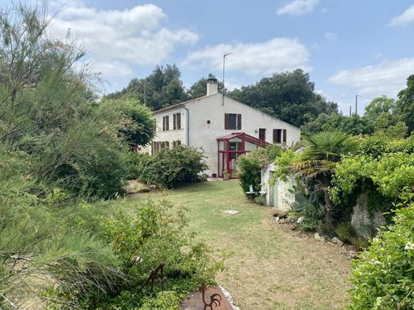 Maison de Campagne  à Bords REF 432907CRIT  EXCLUSIVITE