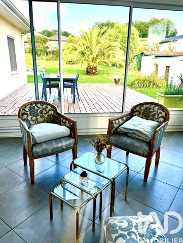 Maison à vendre 7 pièces 196 m² Saint-André-de-Seignanx