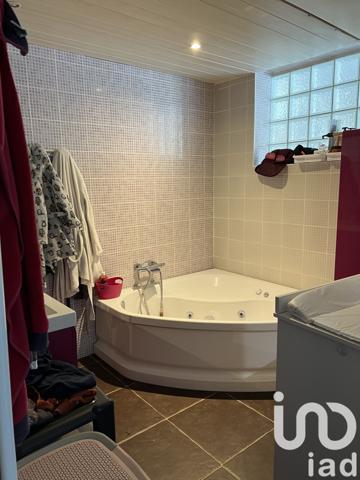 Maison à vendre 7 pièces 157 m² Charroux