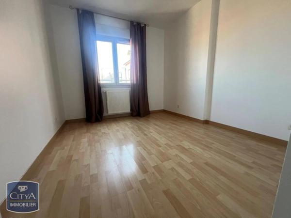 Appartement à louer 3 pièces 68.13m² Villefranche-sur-Saône (69400)