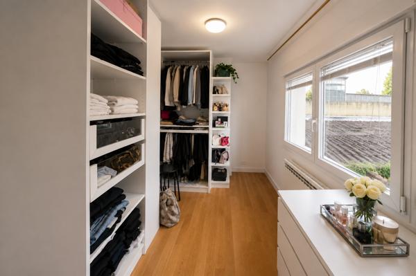 Maison
         6 pièces
        - 134 m² Exclusivité 490 000 € *