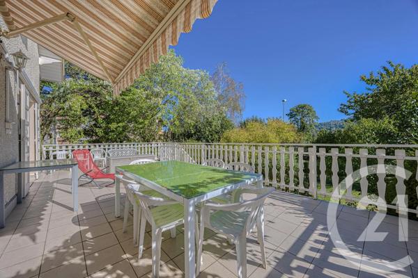 Maison à vendre  5 pièces - 125 m 2   RUMILLY  - 74