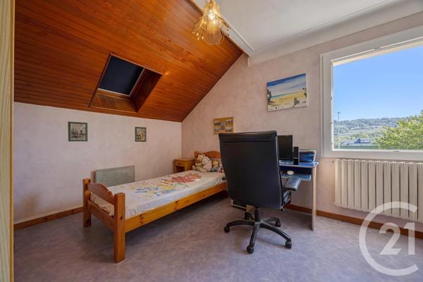 Maison à vendre  5 pièces - 125 m 2   RUMILLY  - 74
